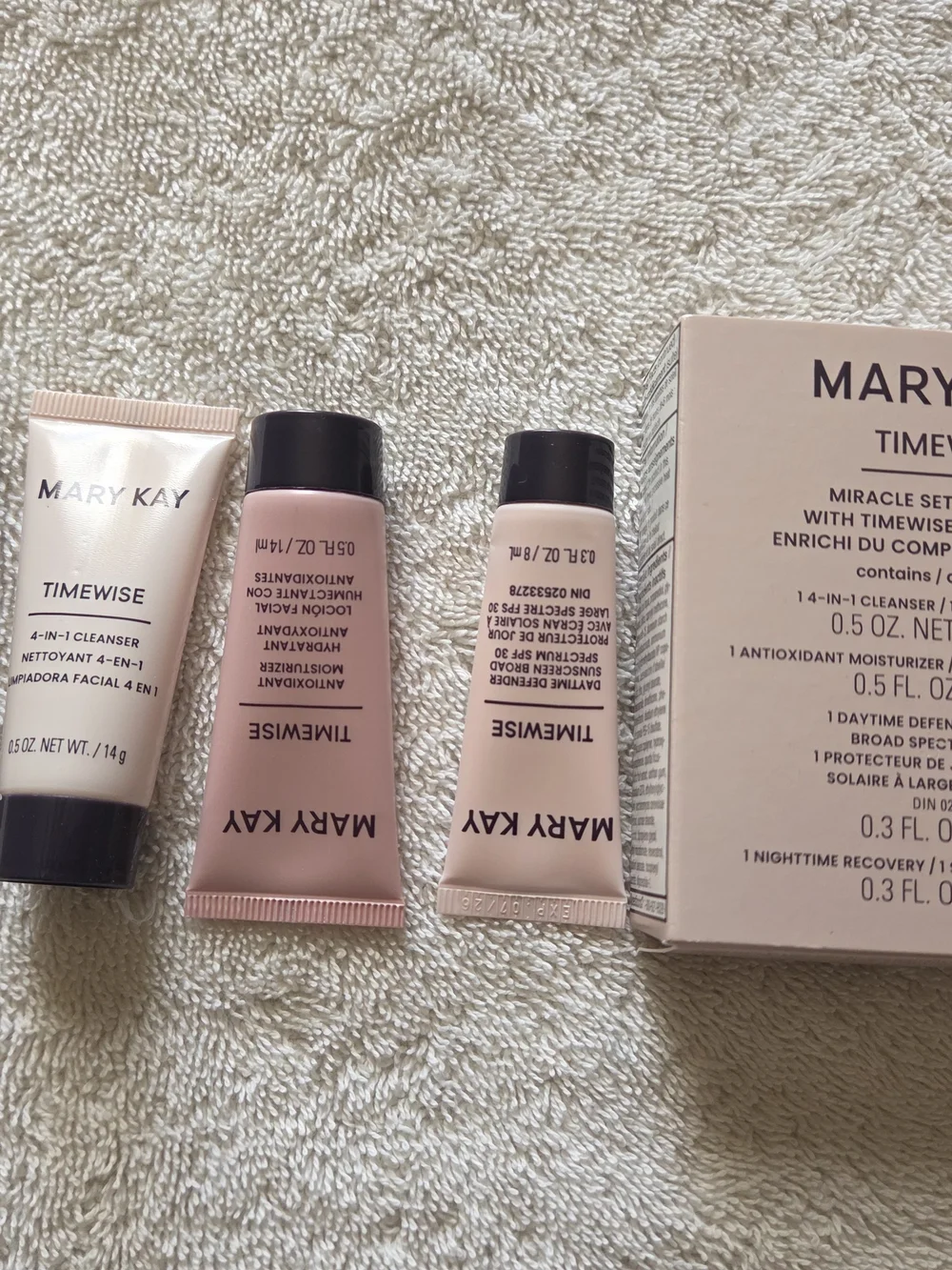 Mary Kay TimeWise Skincare Set in Soft Pink